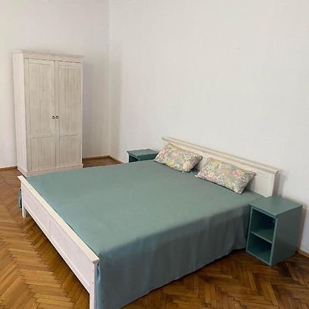 Apartament Istoric Ultracentral - With Parking Sibiu Exterior photo